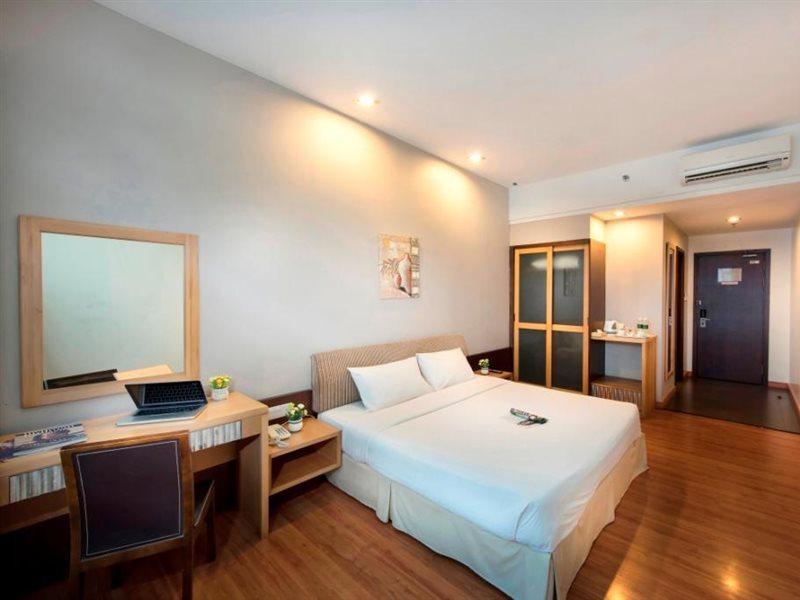 Kingwood Hotel Mukah Selangau Exterior foto